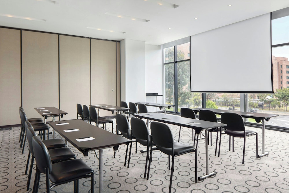 Fairfield by Marriott Bogota Embajada 42/50