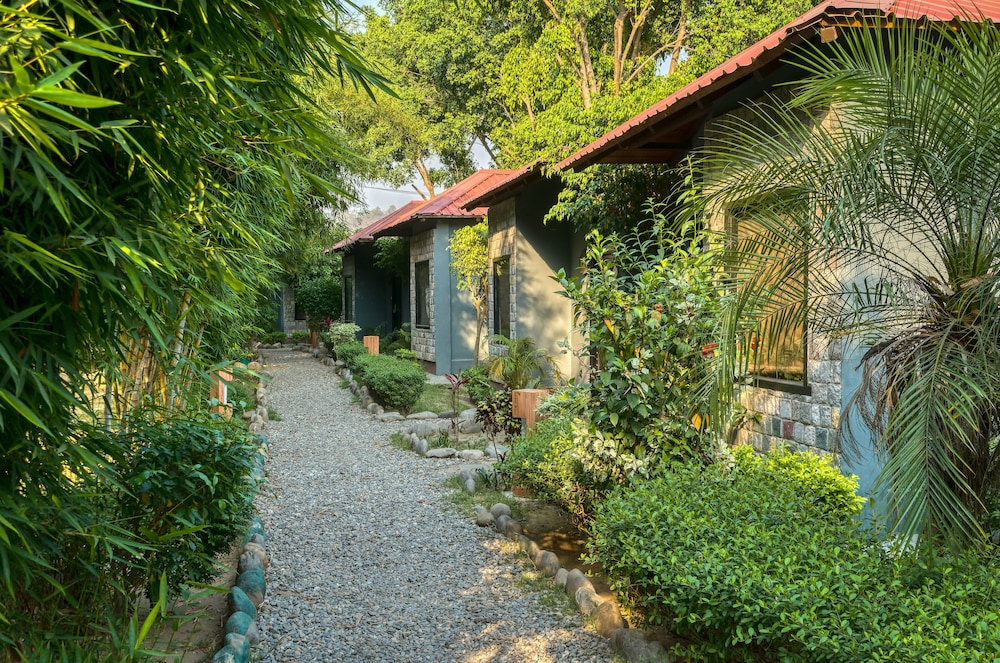 CORBETT MACHAAN RESORT 39/50