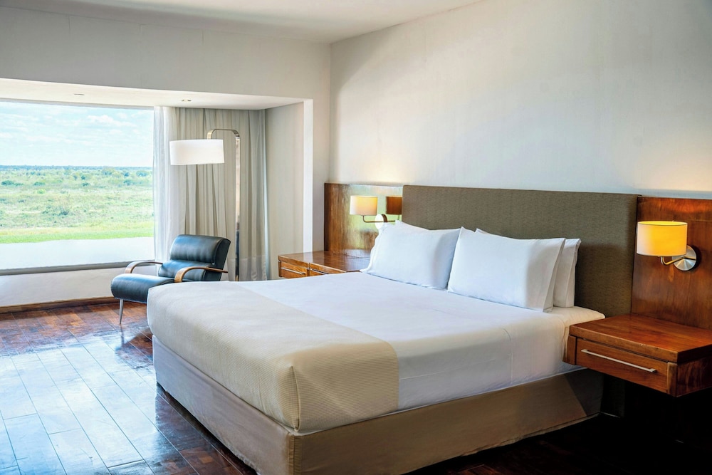 Yacht & Golf Club Paraguayo, a Tribute Portfolio Resort 9/68