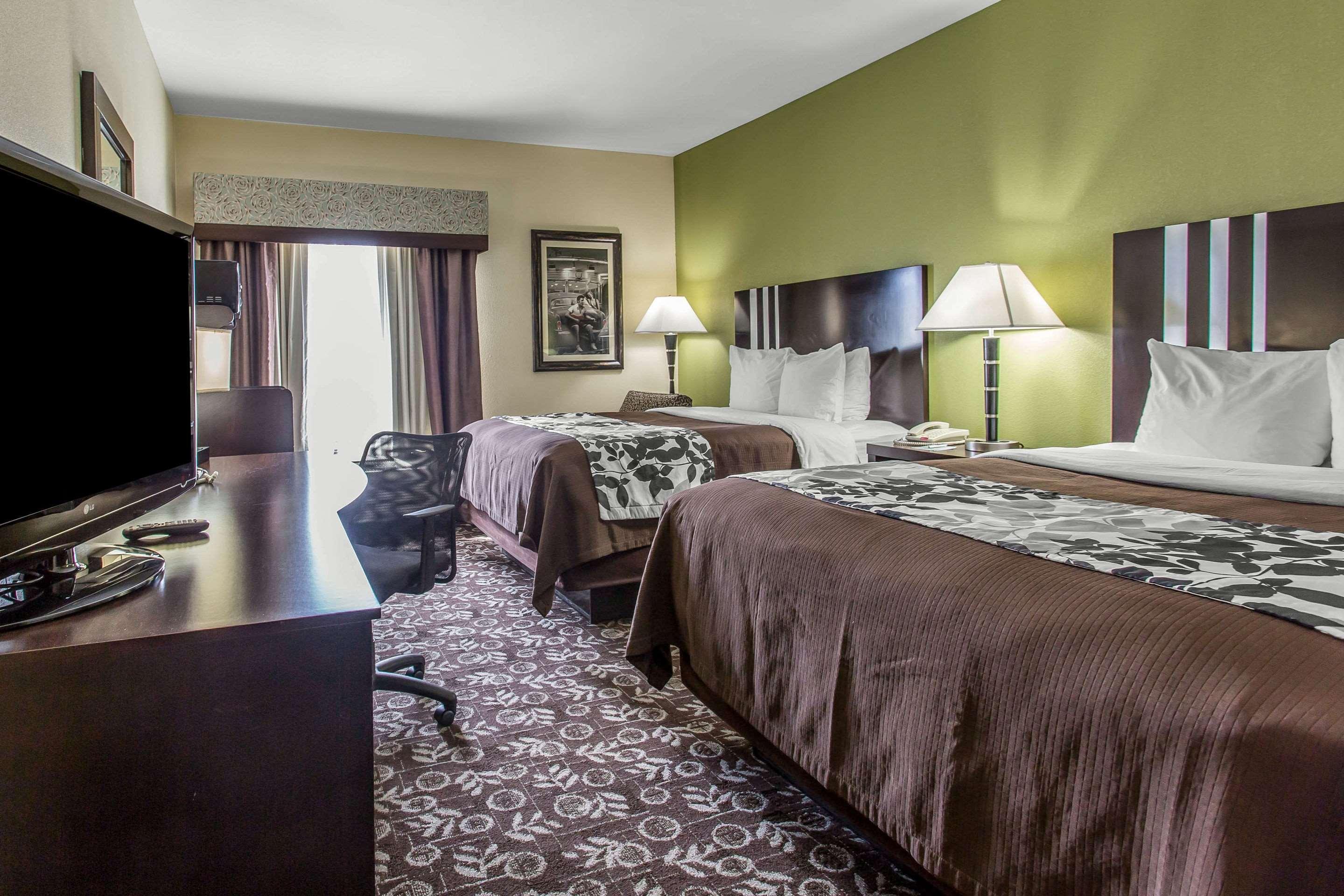 SUITE, 2 QUEEN BEDS