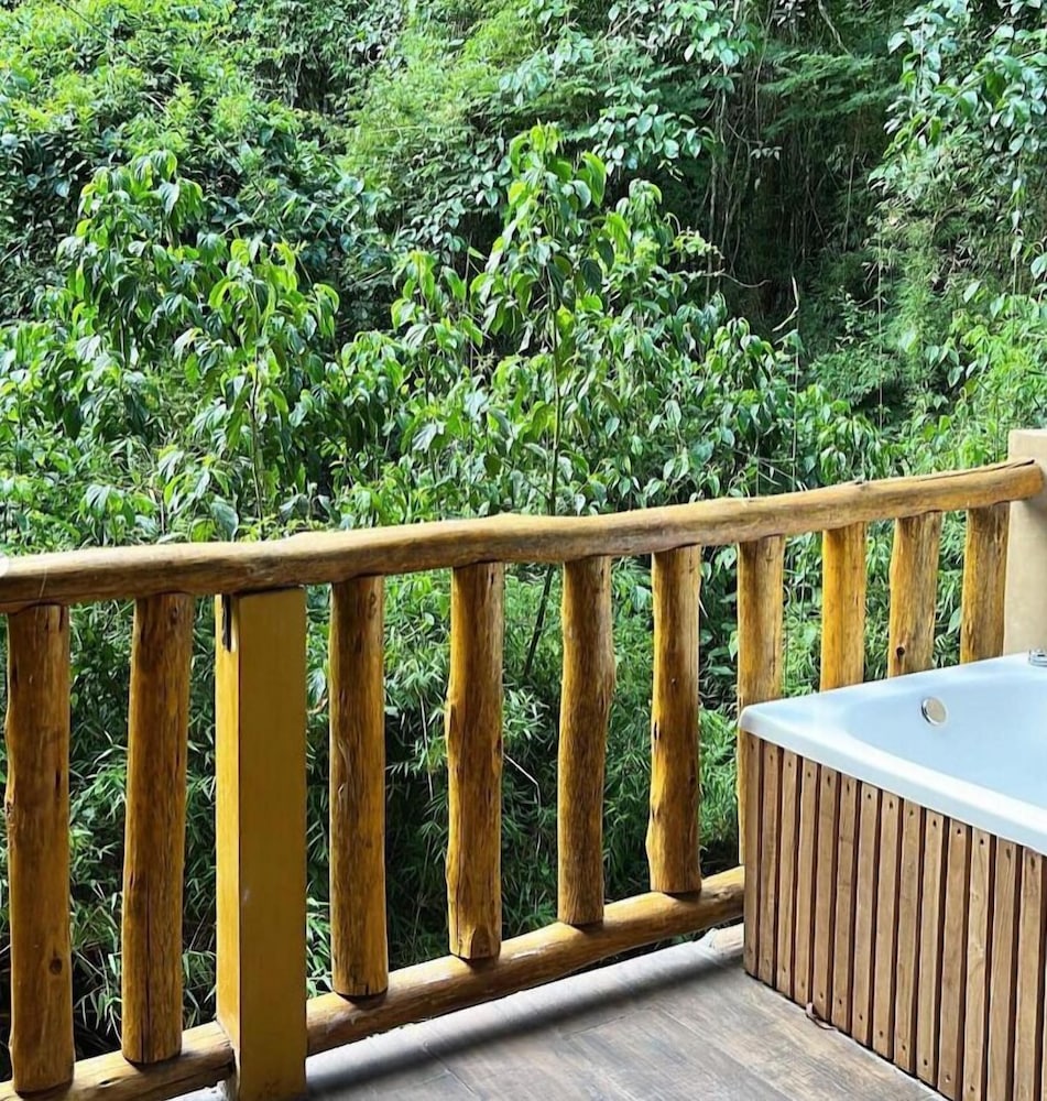 LA ALDEA DE LA SELVA LODGE 24/43