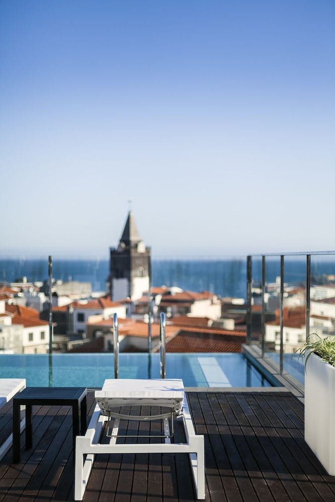 Castanheiro Boutique Hotel 53/58