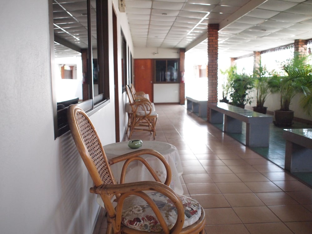 RoongRuang Hotel 6/27