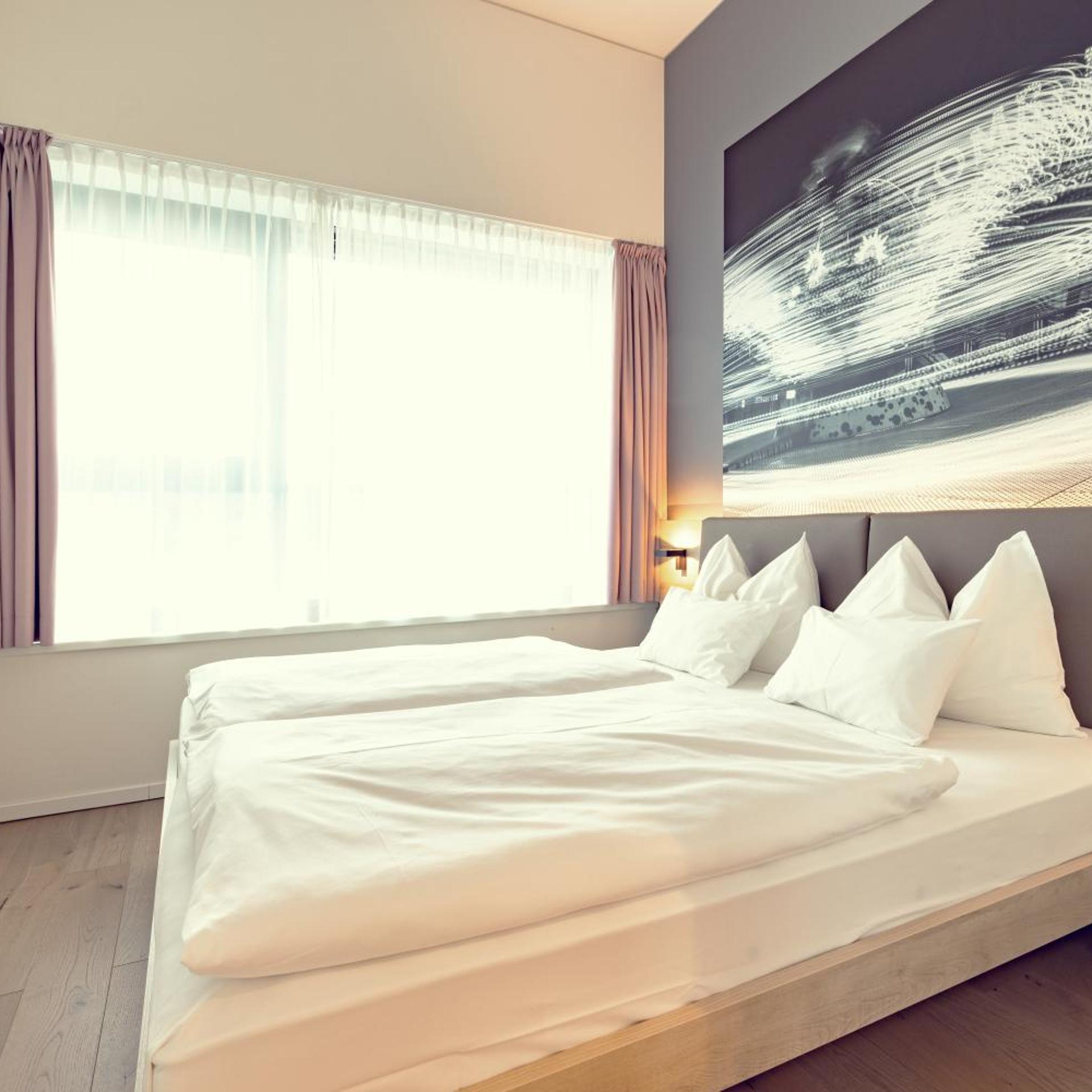 Panorama, Roomz, Suite