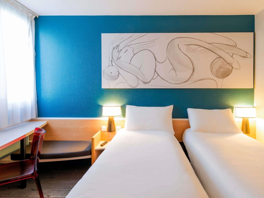 Ibis Tours Nord 18/50