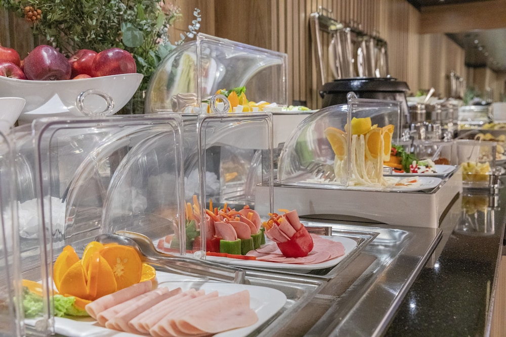 Ayramin Deluxe Hotel 47/78