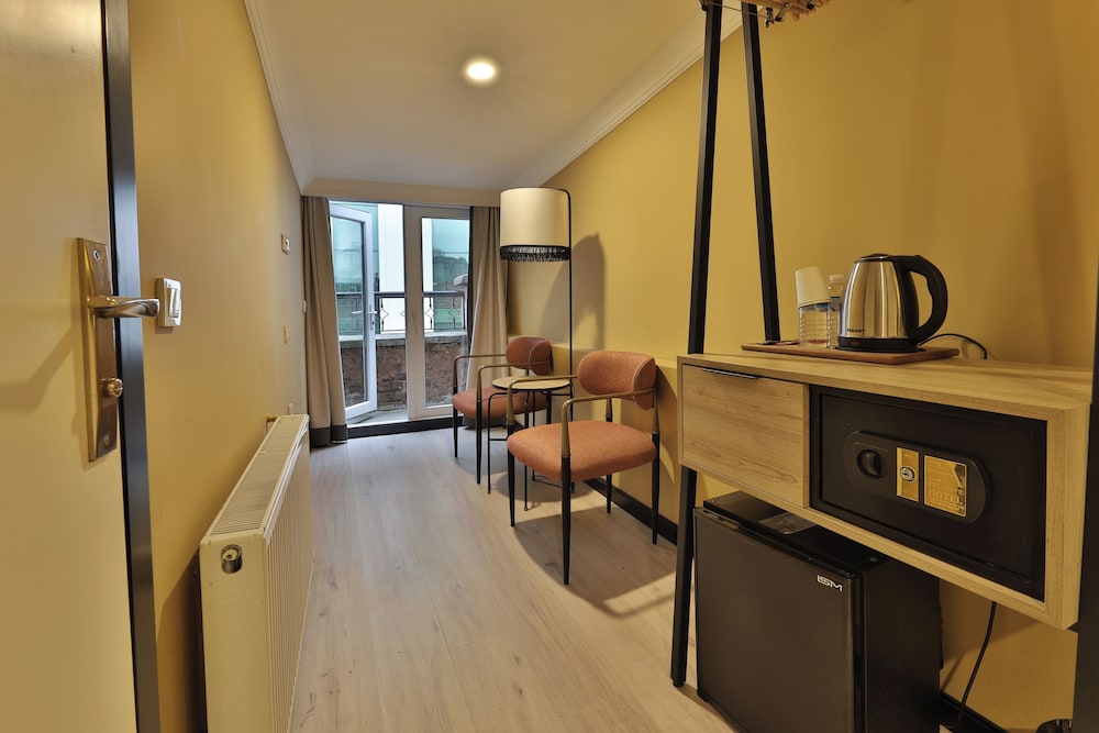 EA Exclusive Hotel & Kocatepe 47/57