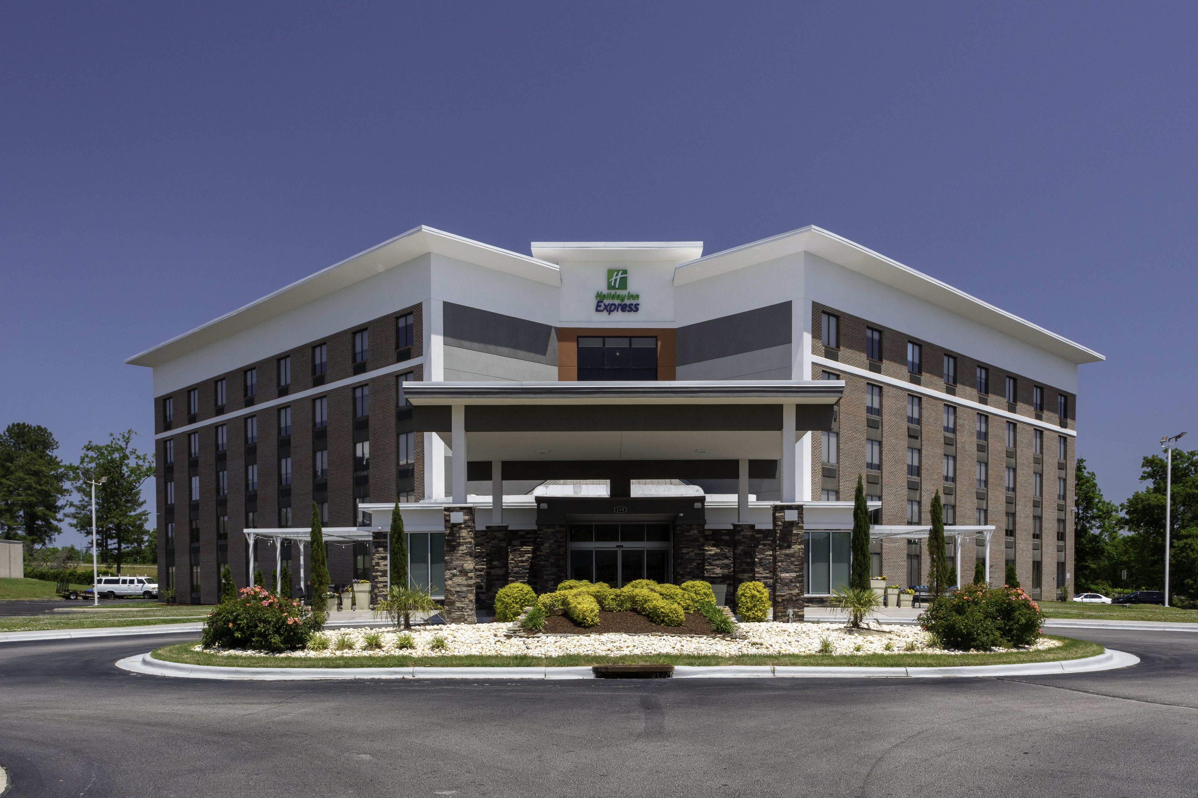 Holiday Inn Express Rocky Mount - Sports Center 7/50