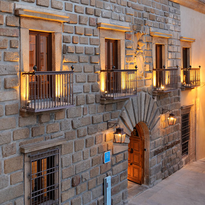 Rusticae Palacio Carvajal Giron 44/63