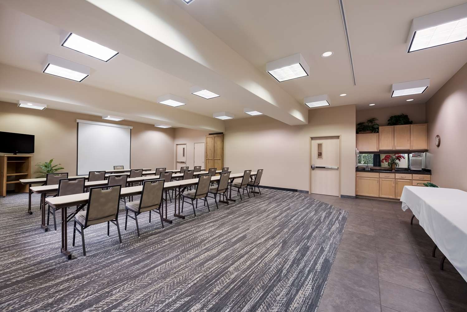 Best Western Plus Kentwood Lodge 8/8
