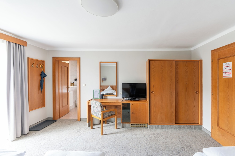Hotel Jakob 9/63