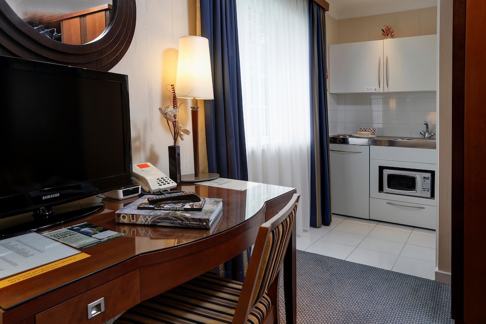 Best Western Welwyn Garden City Homestead Court 43/48