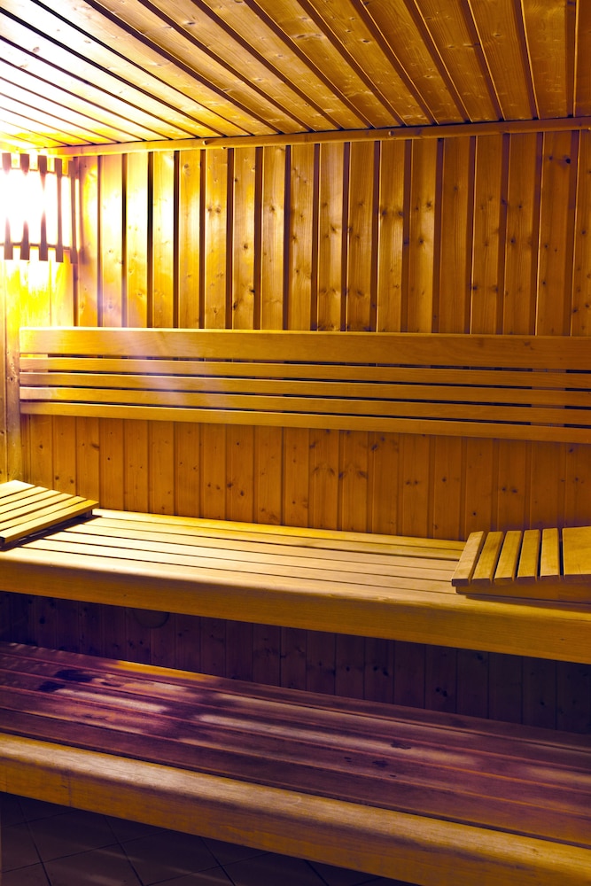 swimming pool spa