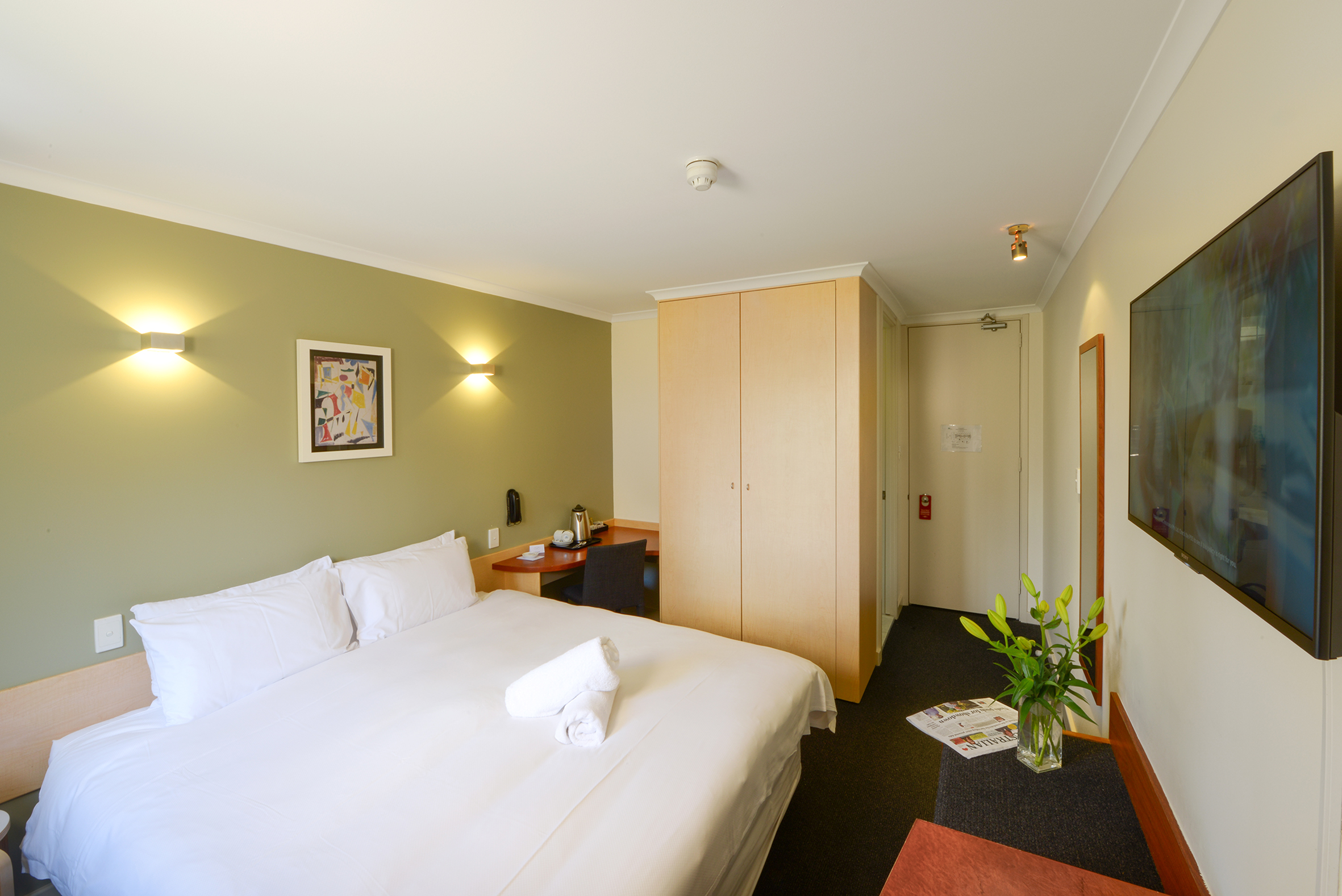 SULLIVANS HOTEL PERTH 5/24