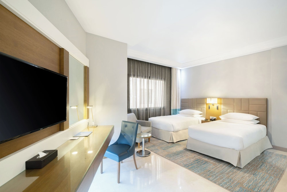 جناح بريميوم بسريرين مزدوجين بغرفتي نوم للمدخنين، فور بوينتس باي شيراتون الفندقية(Four Points By Sheraton Makkah Al Naseem) 2/10