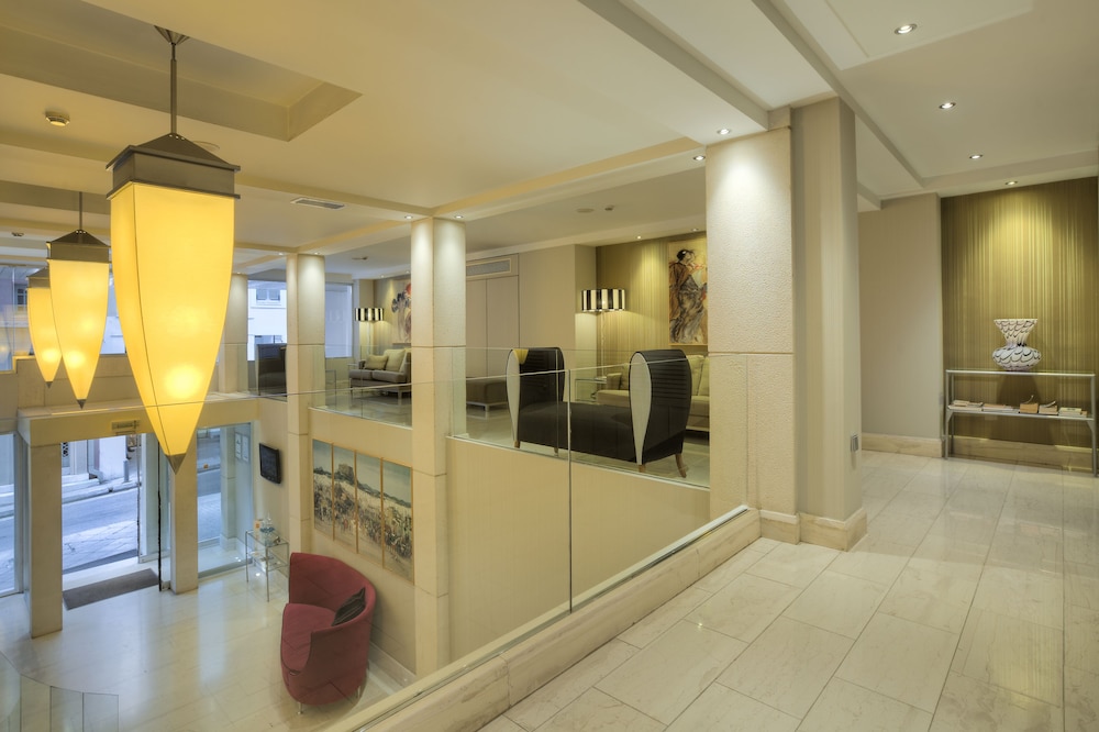 Central Athens hotel 15/29