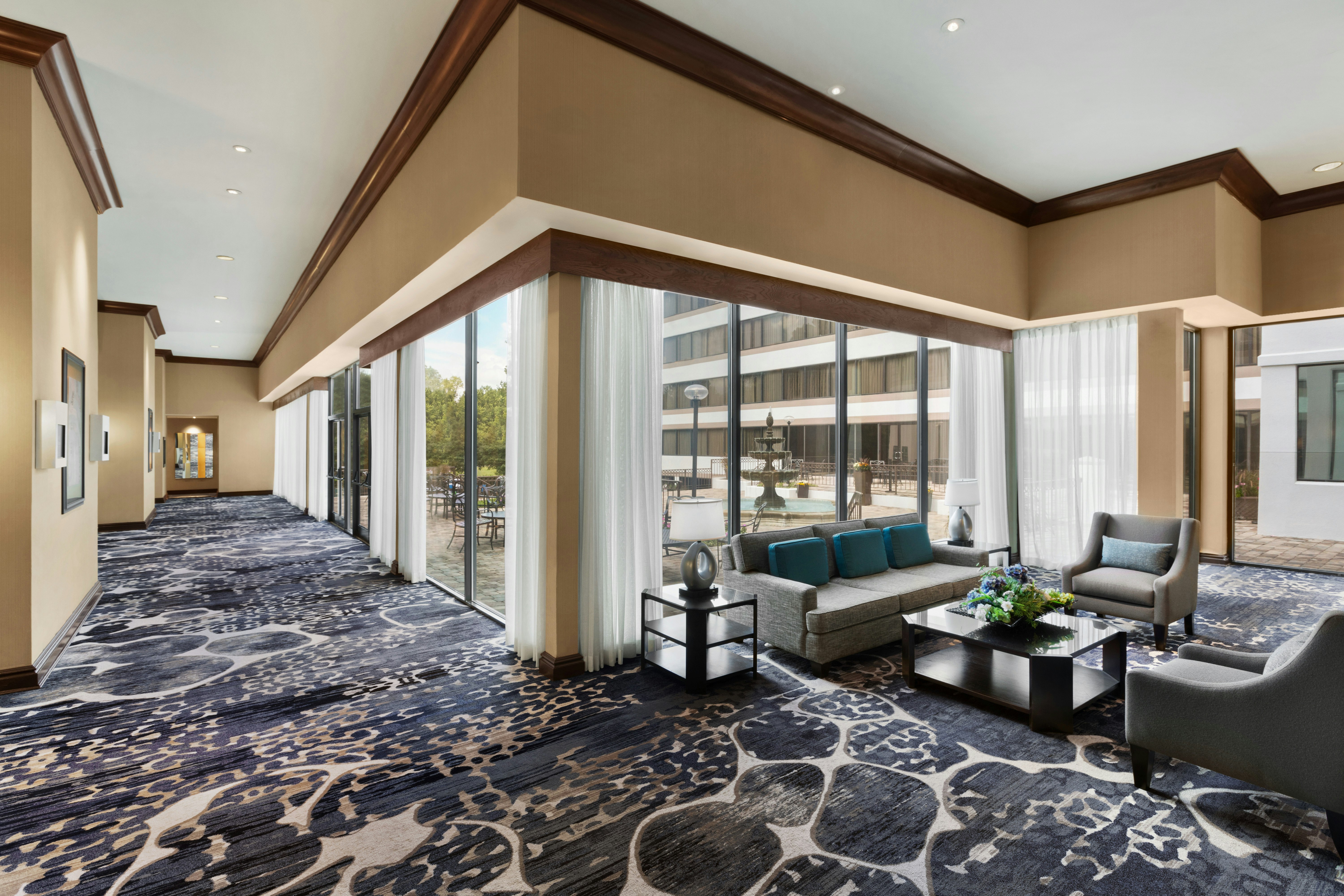 DoubleTree by Hilton South Charlotte Tyvola 19/54