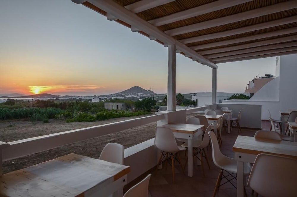 Margaritari Hotel 36/50