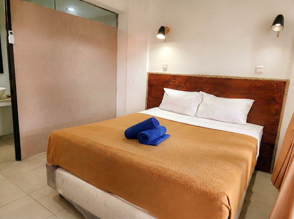 SANUR AGUNG HOTEL 36/77
