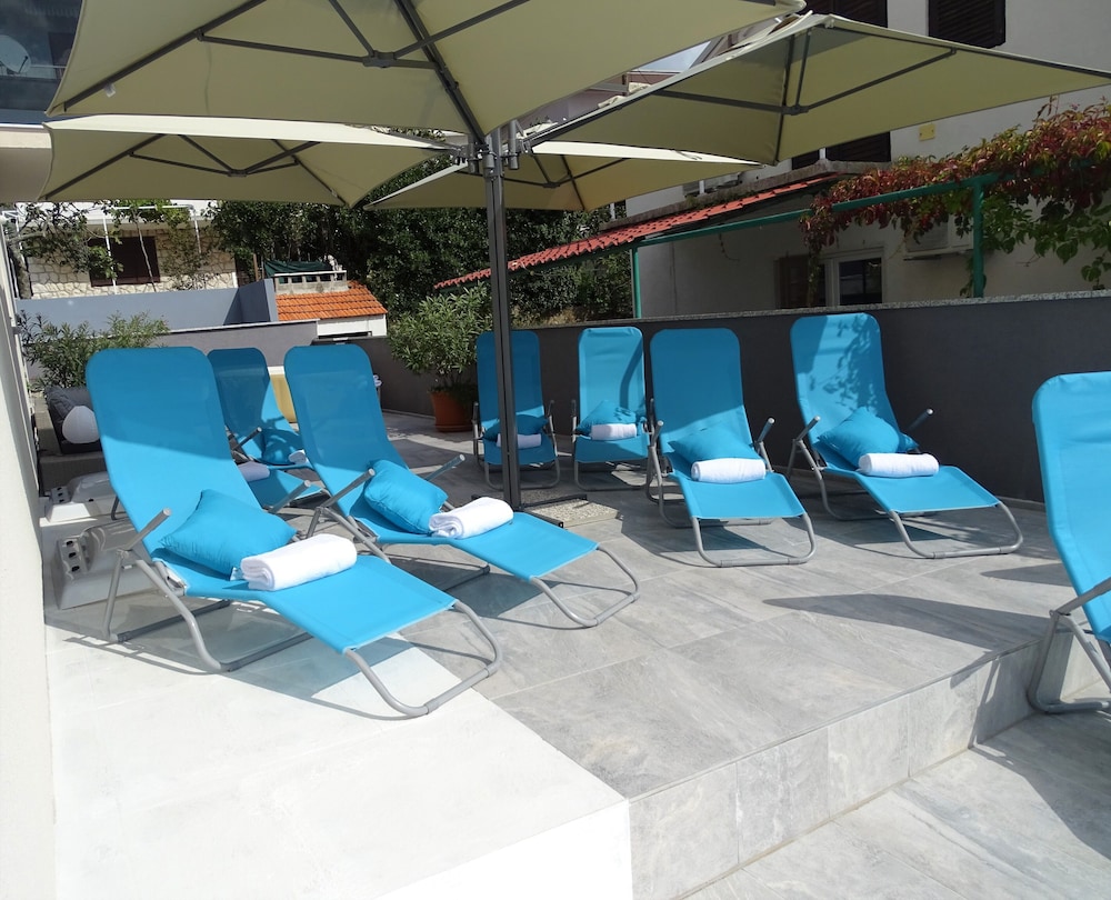 Villa Veronique 24/50
