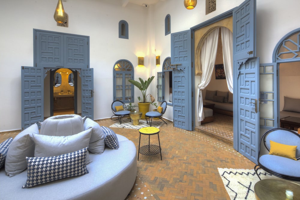 Riad Amaris 10/36