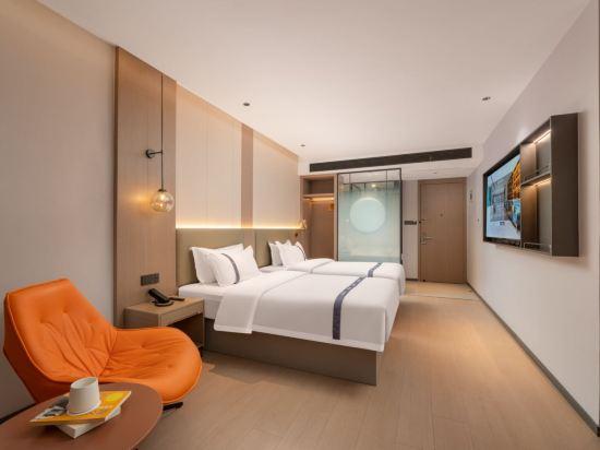 SUPERIOR, 2 BEDS