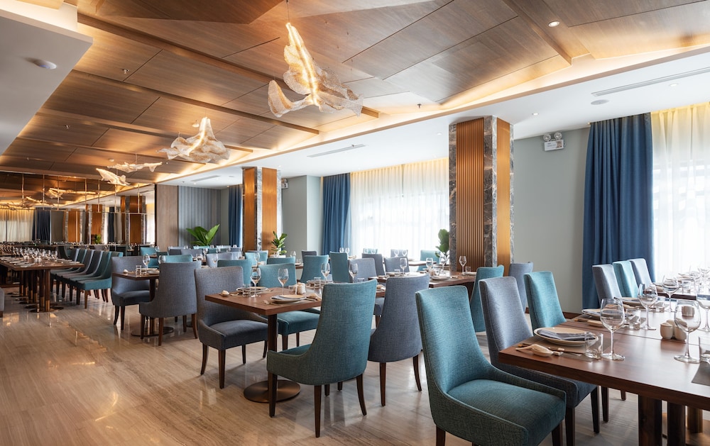 D'Lecia Hotel Ha Long 38/48