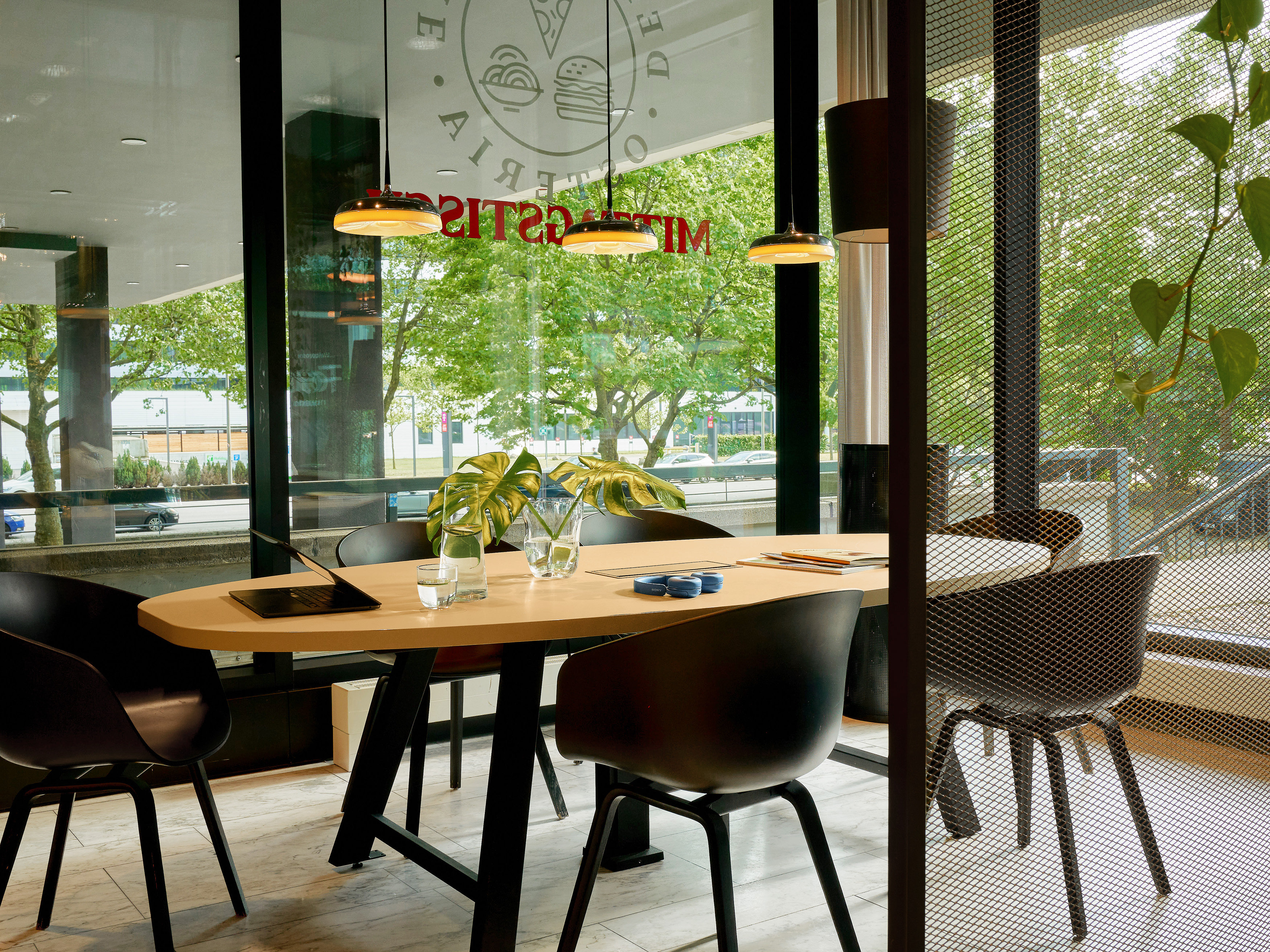 My4walls Serviced Apartments Hamburg 12/13
