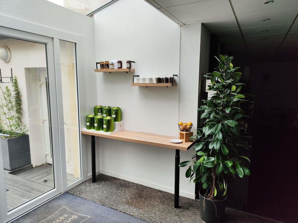 IBIS STYLES RENNES CENTRE GARE NORD 11/67