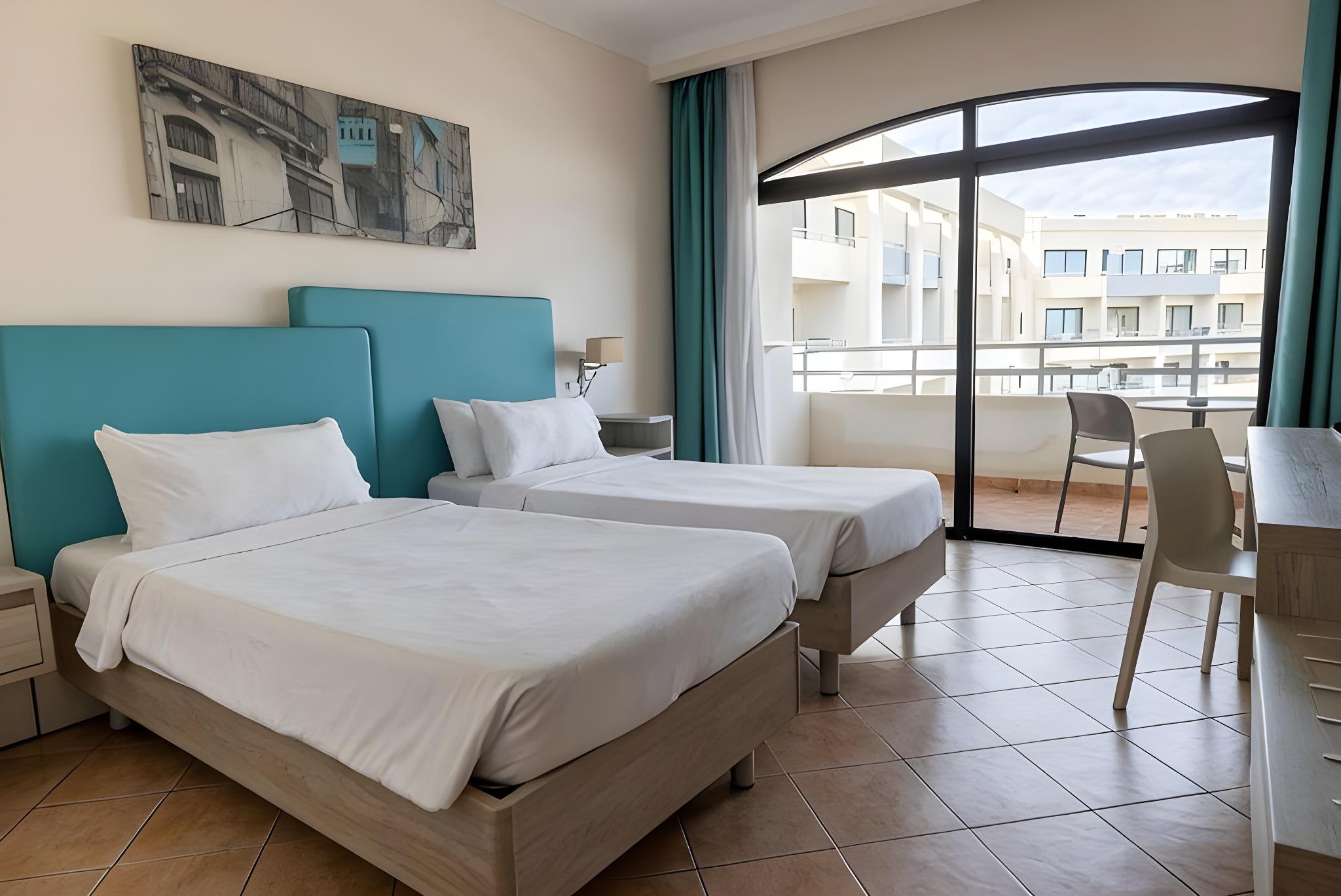 Room, Single, Double Bed, Pool and Sea View, Balcony