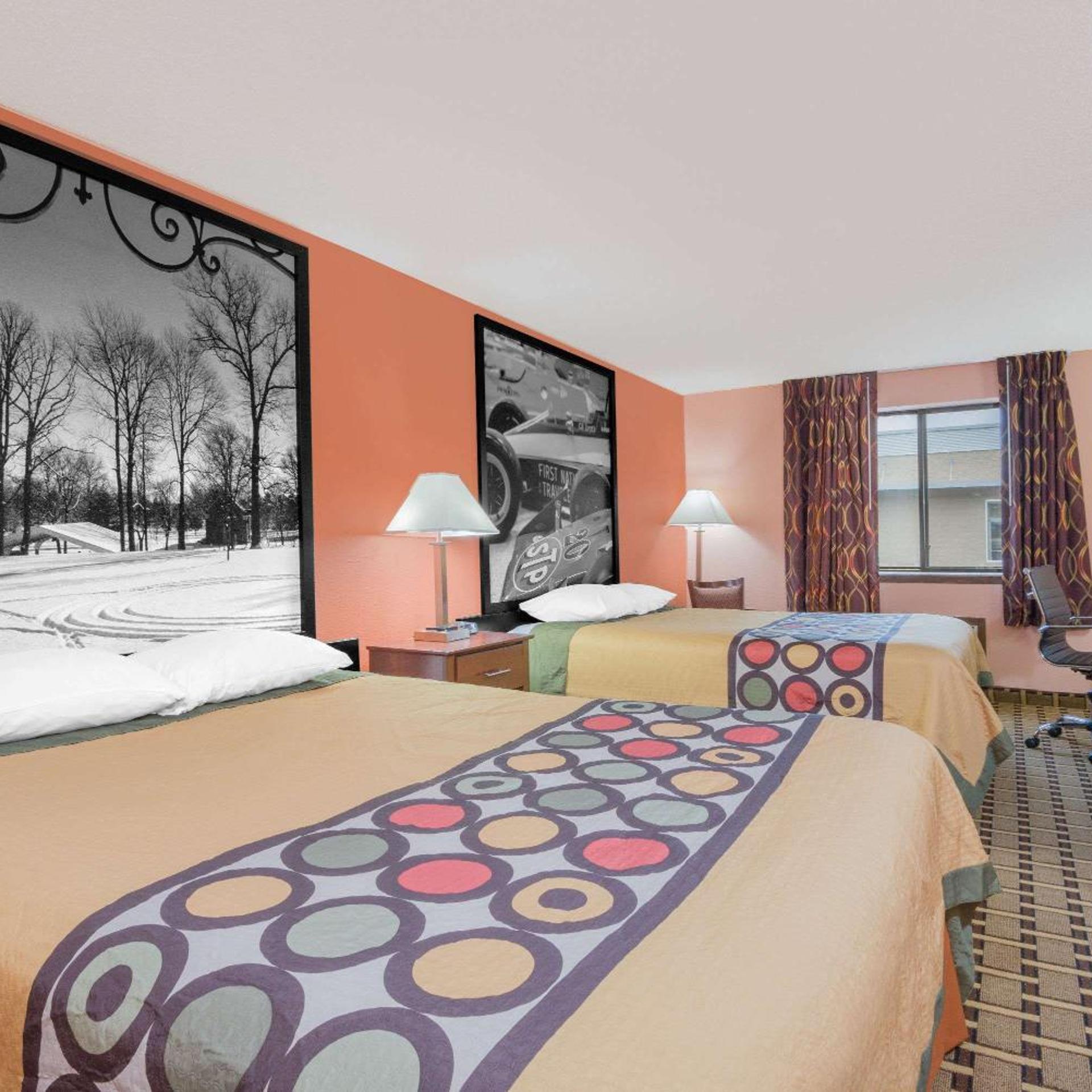 غرفة بسريرين كوين، Super 8 By Wyndham Shelbyville 4/5