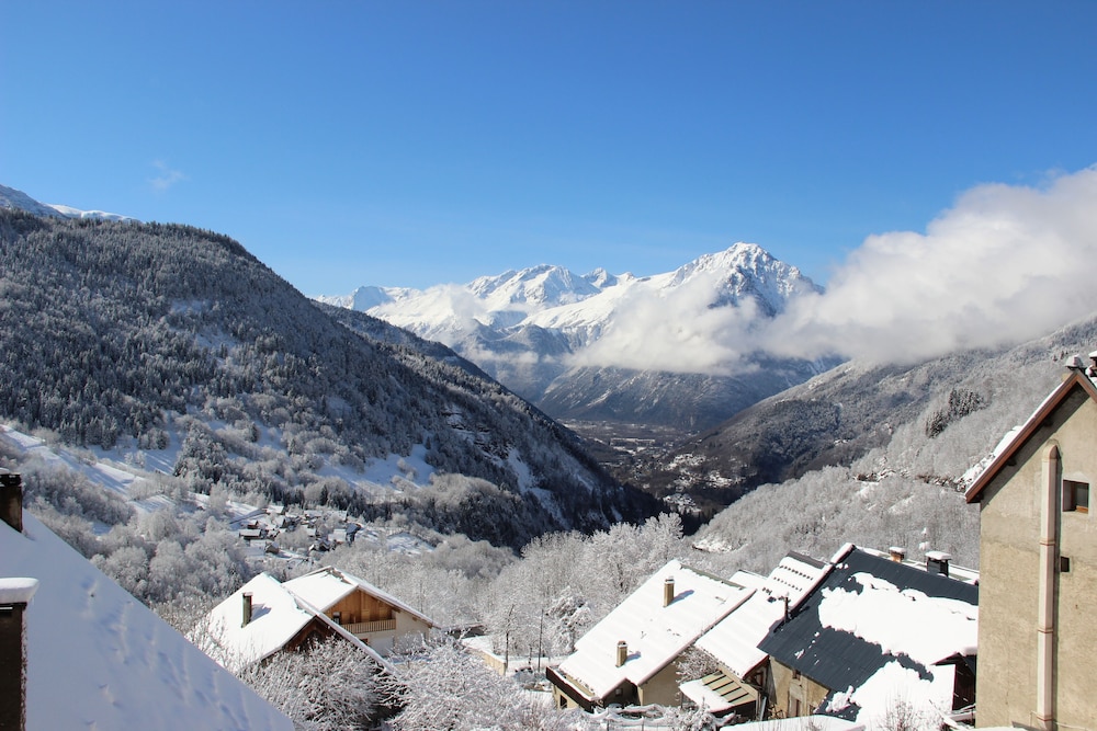 Hotel Le V de Vaujany 59/62