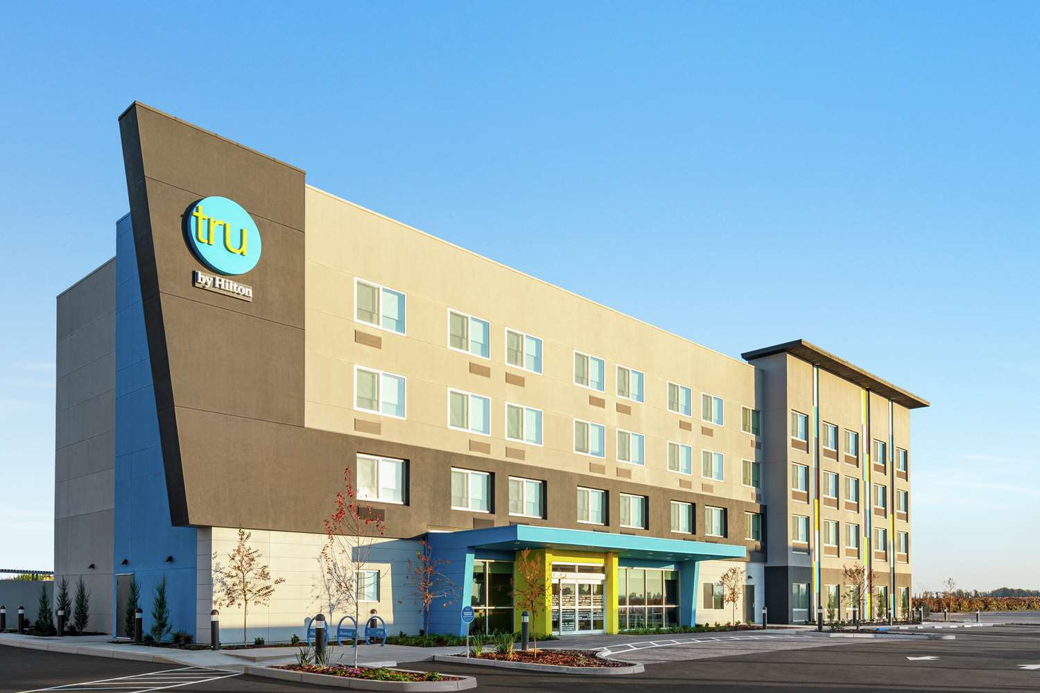 Tru by Hilton Lodi 2/24
