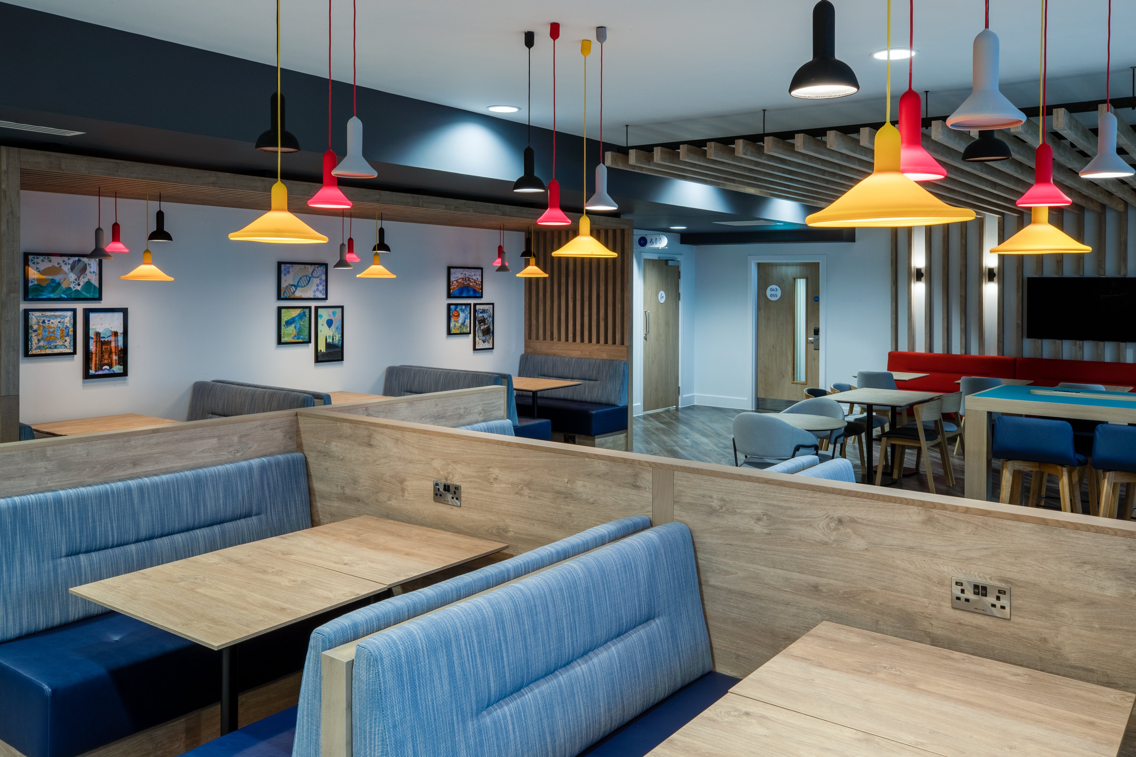 Holiday Inn Express Cambridge West - Cambourne 43/52