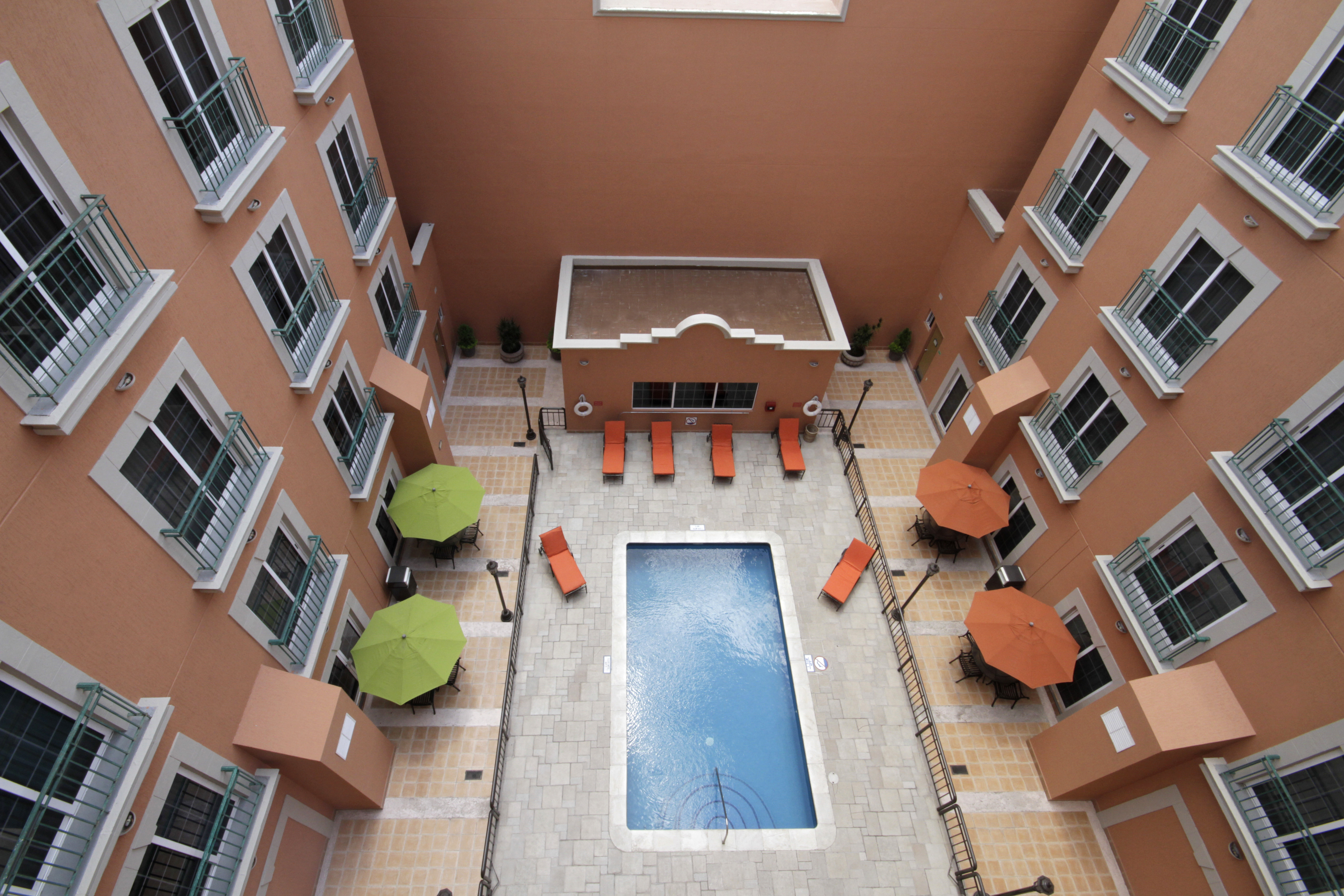 Holiday Inn Express Torreon 68/69