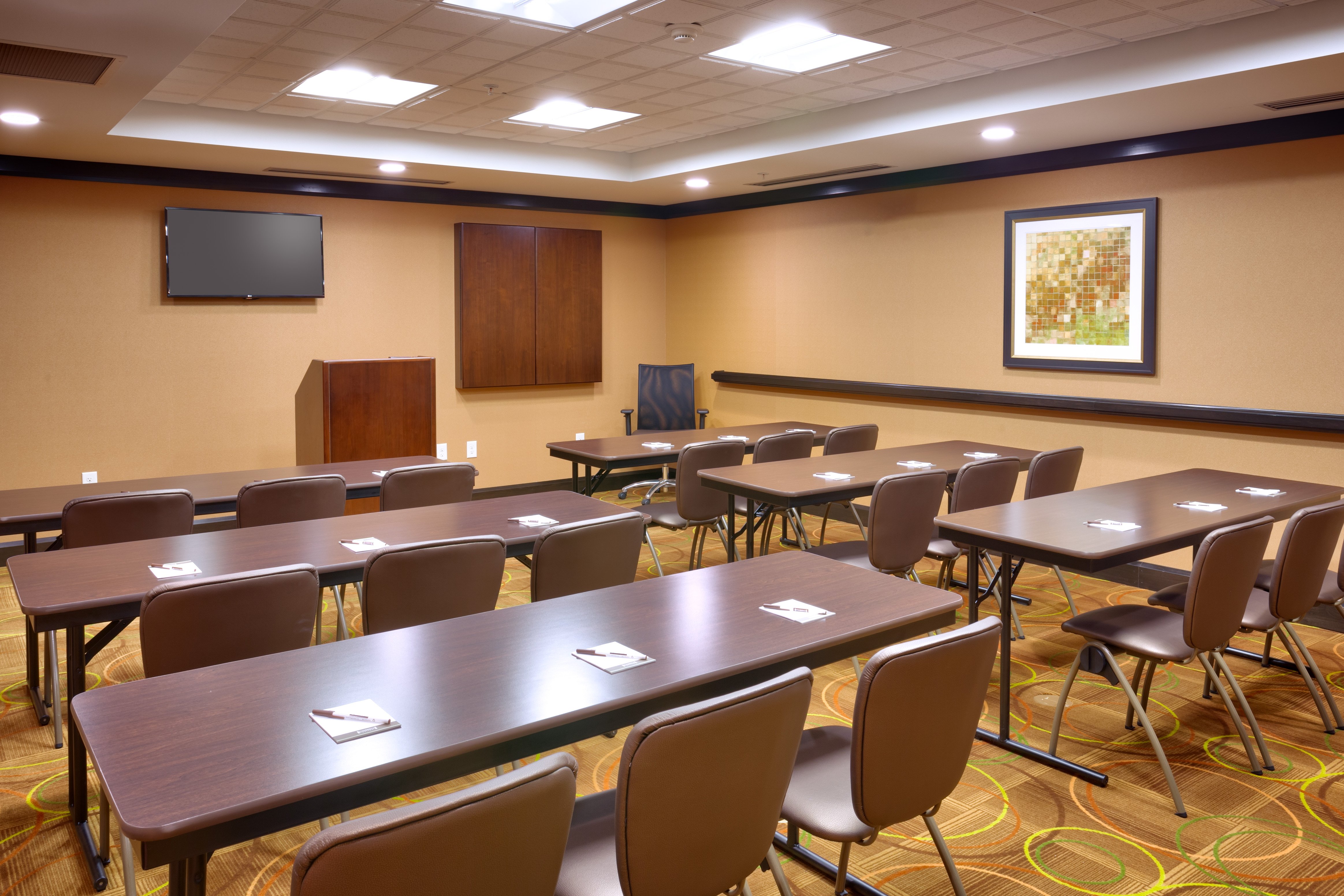STAYBRIDGE SUITES CHEYENNE 18/26