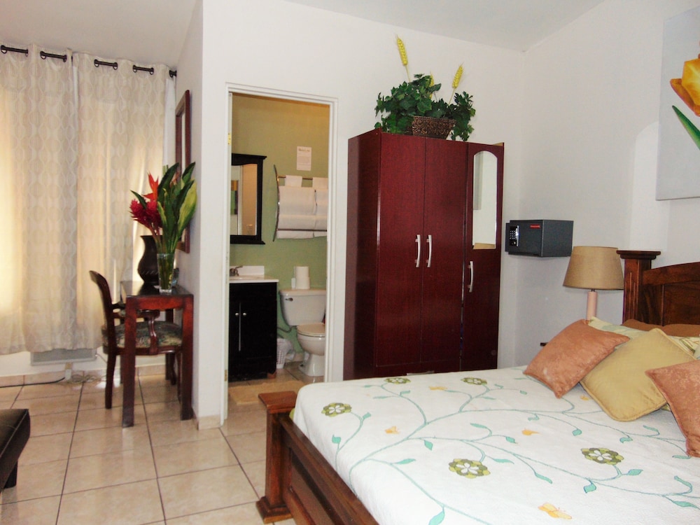 Casa Lima Bed & Breakfast 12/50