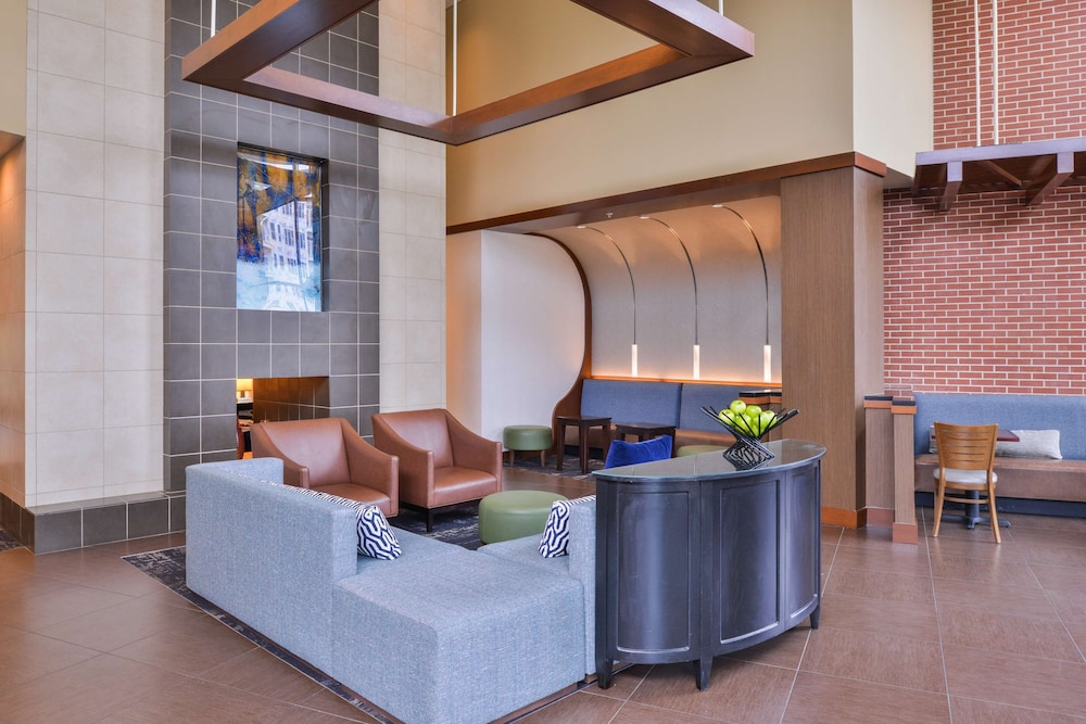 Hyatt Place Herndon/Dulles Airport-East 8/69