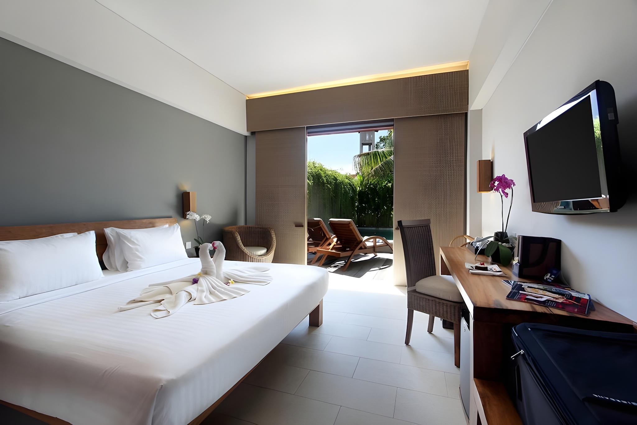 Cabana, Plunge Pool
