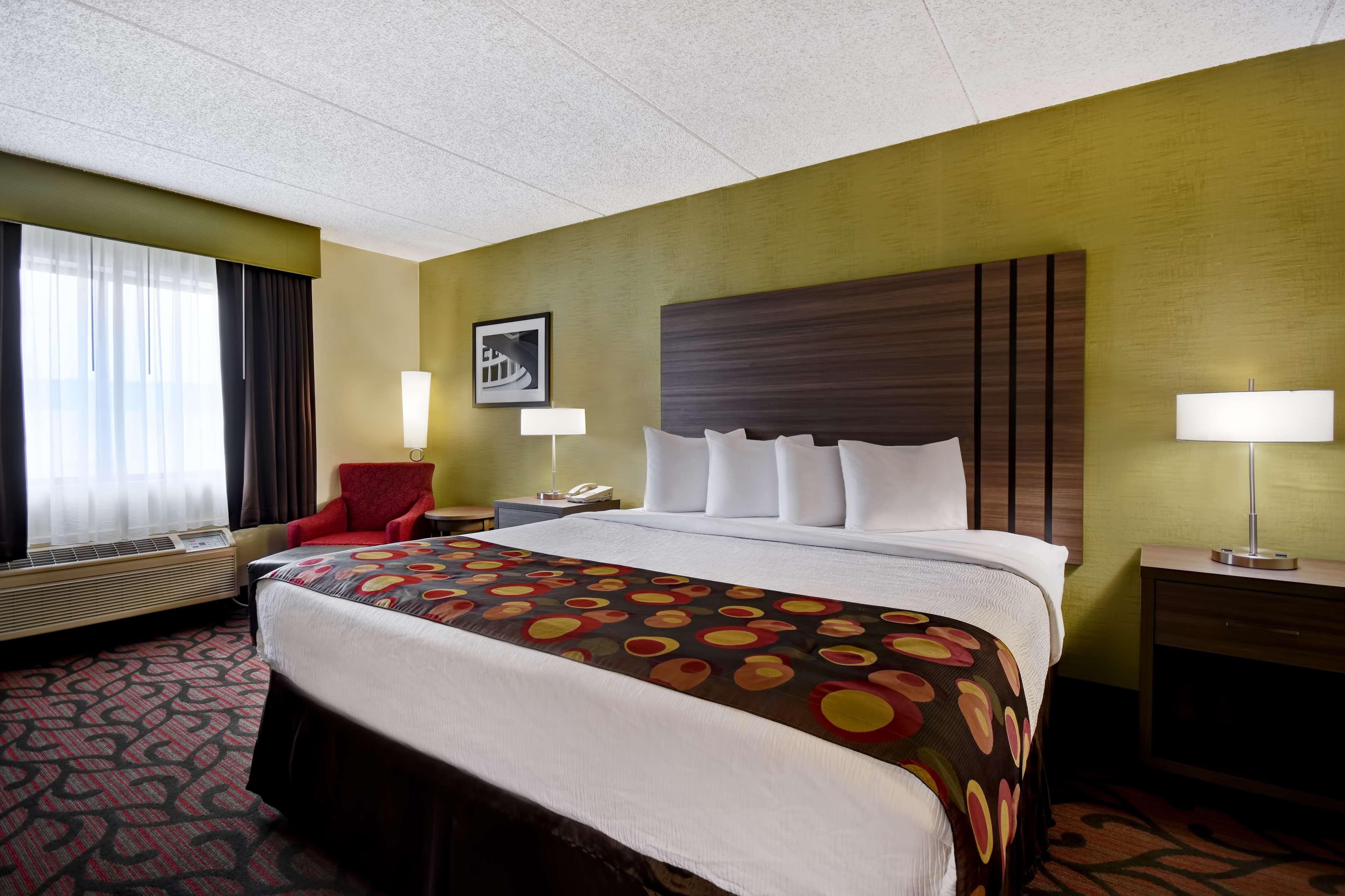 غرفة لذوي الإعاقة، Best Western Rochester Marketplace Inn 2/7