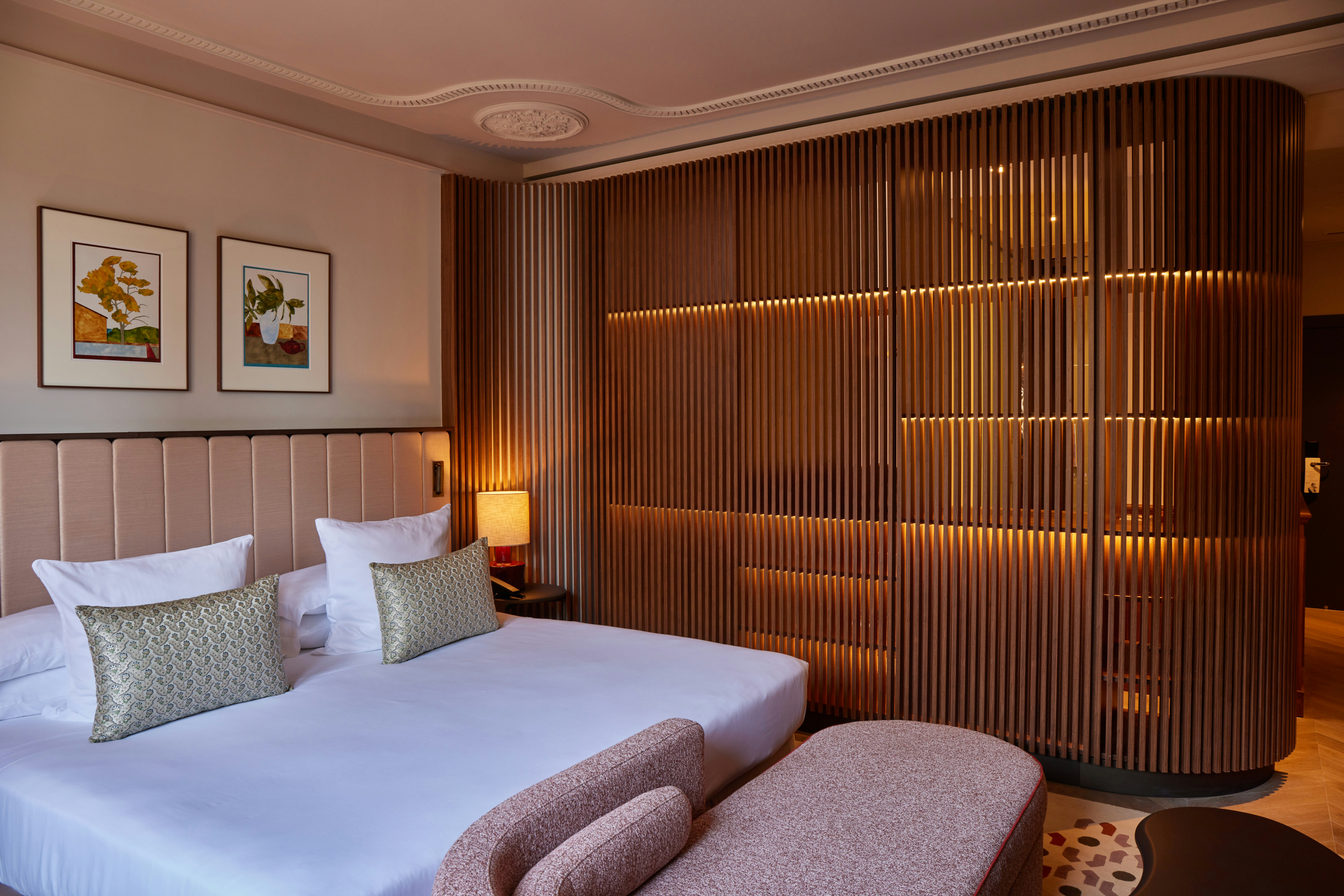 GRAND HOTEL CENTRAL 7/37