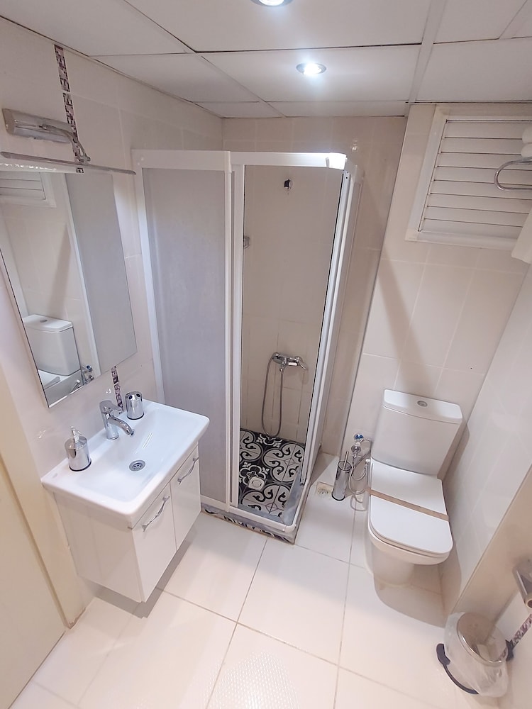 Udi Hotel 41/47