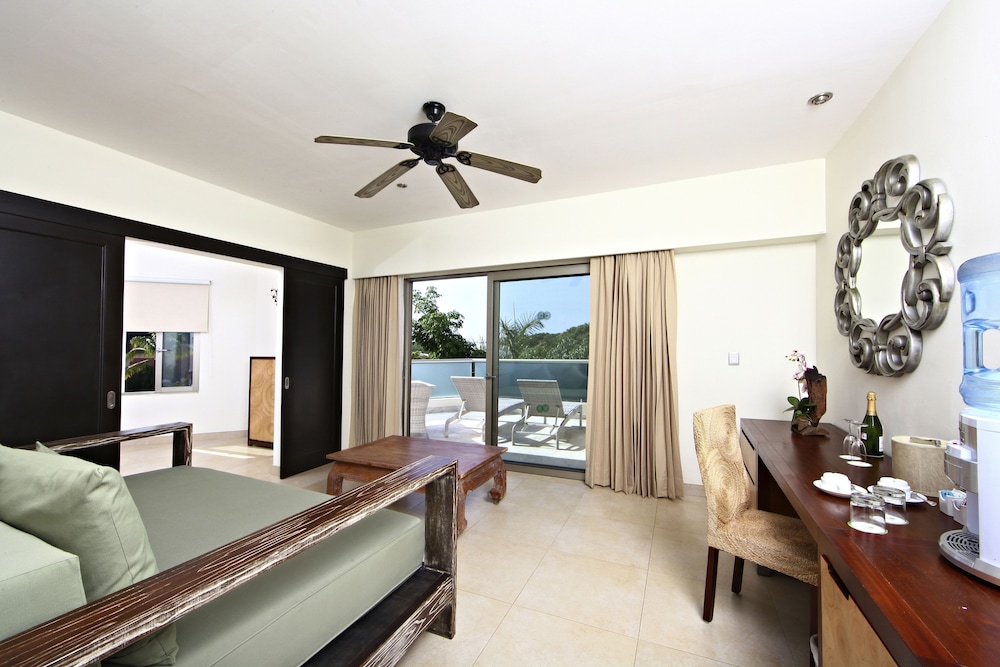 Select Club at Sandos Caracol All Inclusive - Adults Only Area 15/50