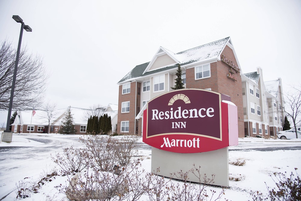 Residence Inn Holland 2/15