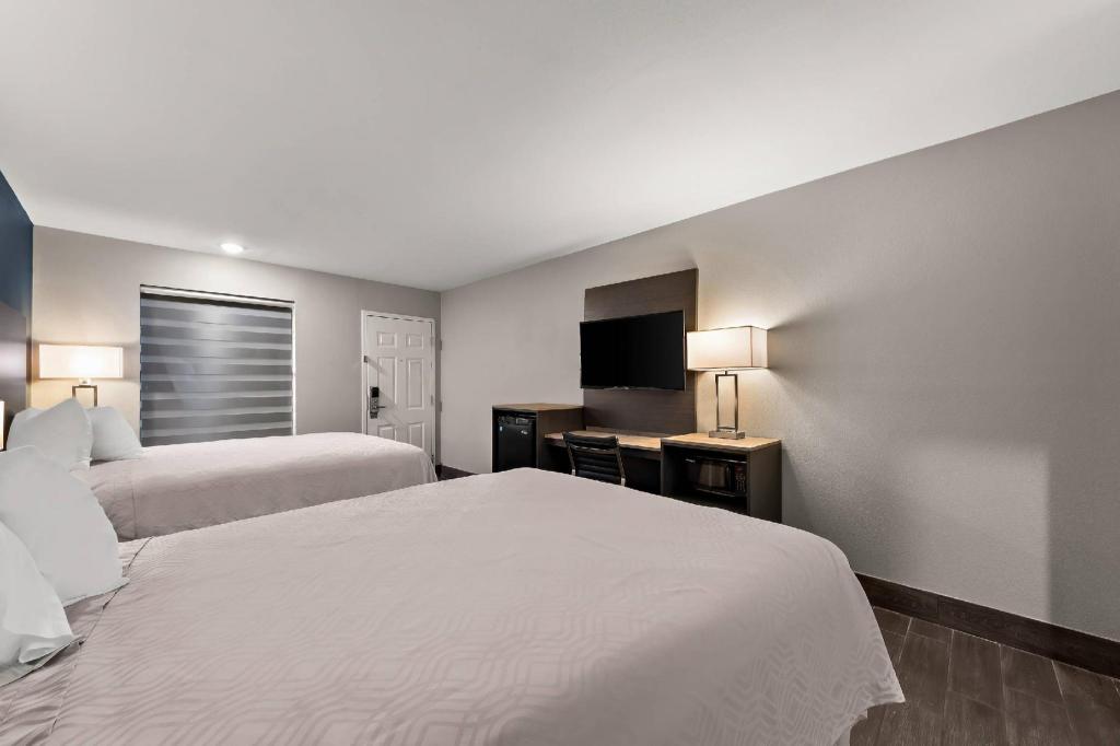 ROOM, 2 QUEEN BEDS