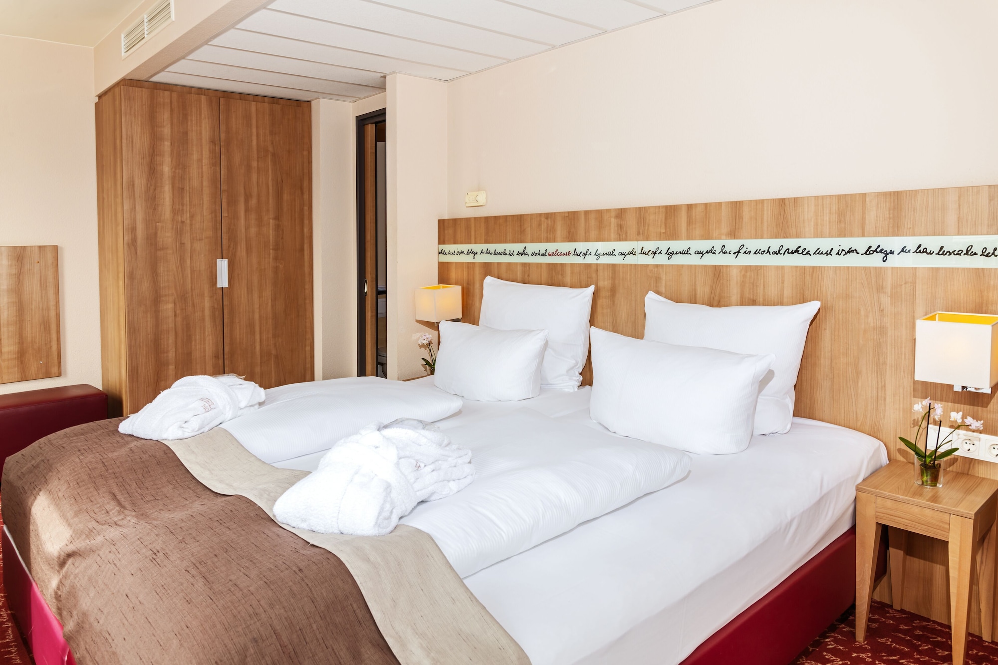 جناح بسرير مزدوج بإطلالة على المدينة، WELCOME Hotel Darmstadt 3/10