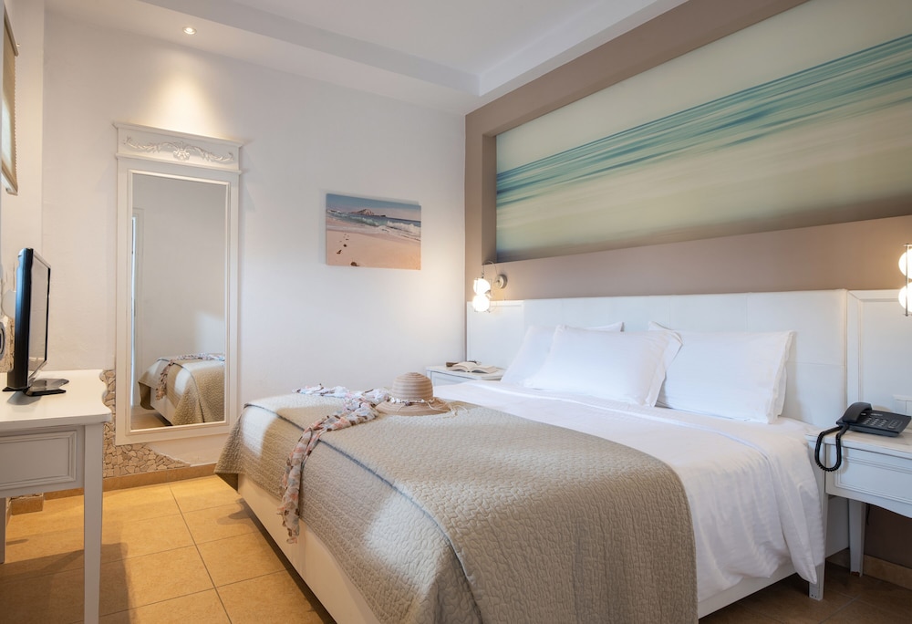 ANTIGONI BEACH HOTEL 23/85