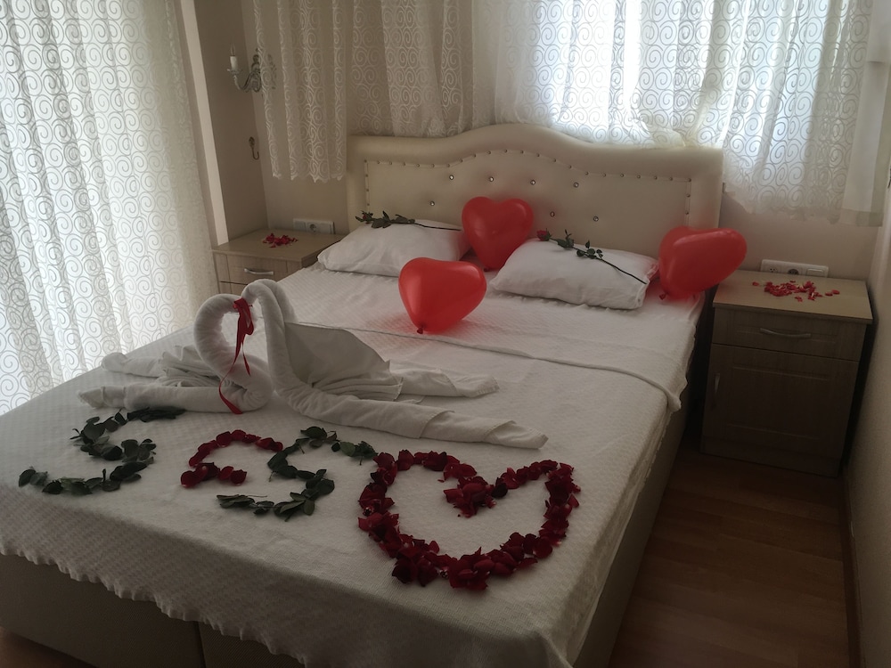 Gerence Otel 13/50