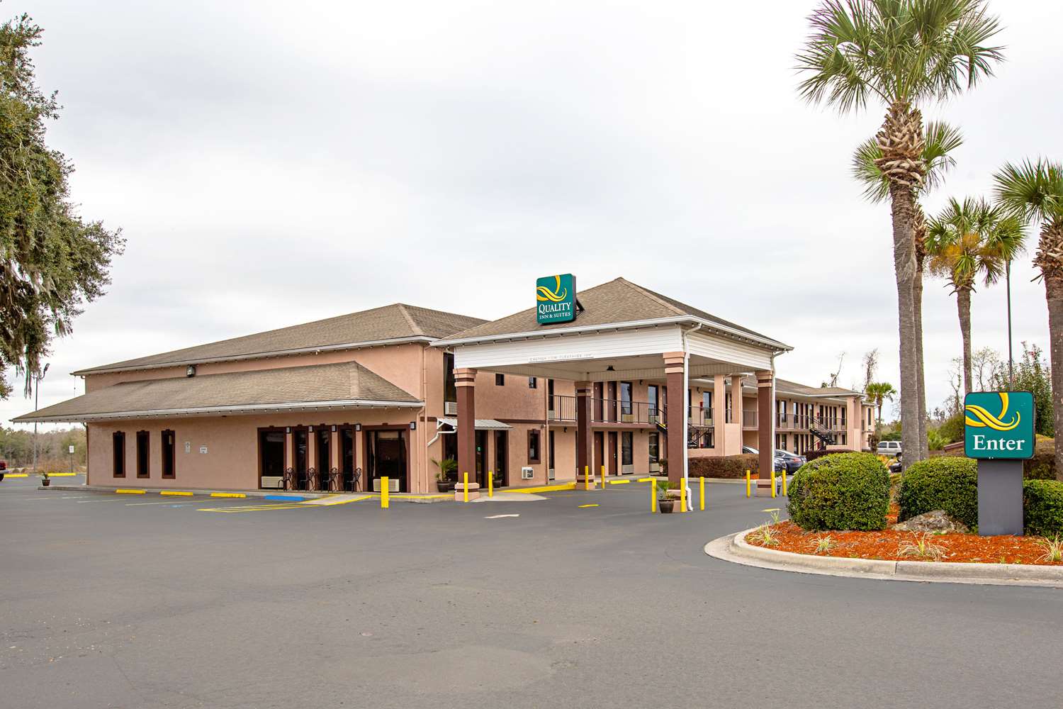 Quality Inn & Suites Live Oak I-10 Exit 283 1/14