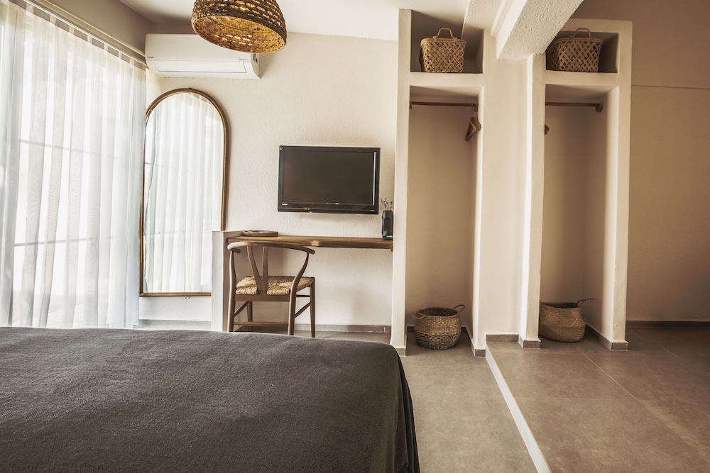 Agustos Hotel Alacati 40/50